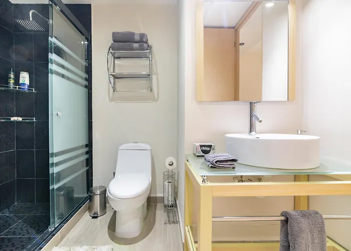 C201 - 2br - 2bth Apartamento *